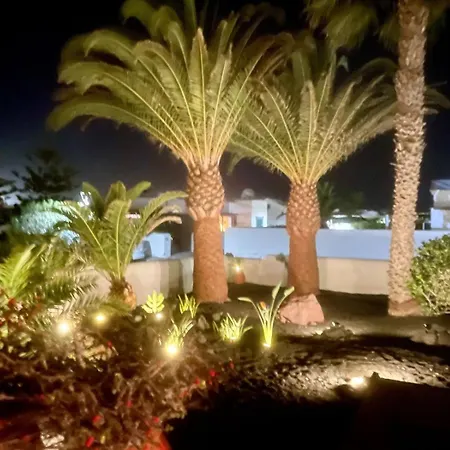 Casa Karoline With A Sunny Terrace, Heated Pool, Comfort And Privacy In A Quiet Neighborhood וילה פלאיה בלנקה